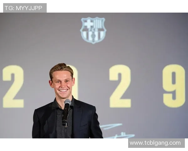 荷兰足球球星妻子背后的故事:从默默支持到闪耀人生的蜕变